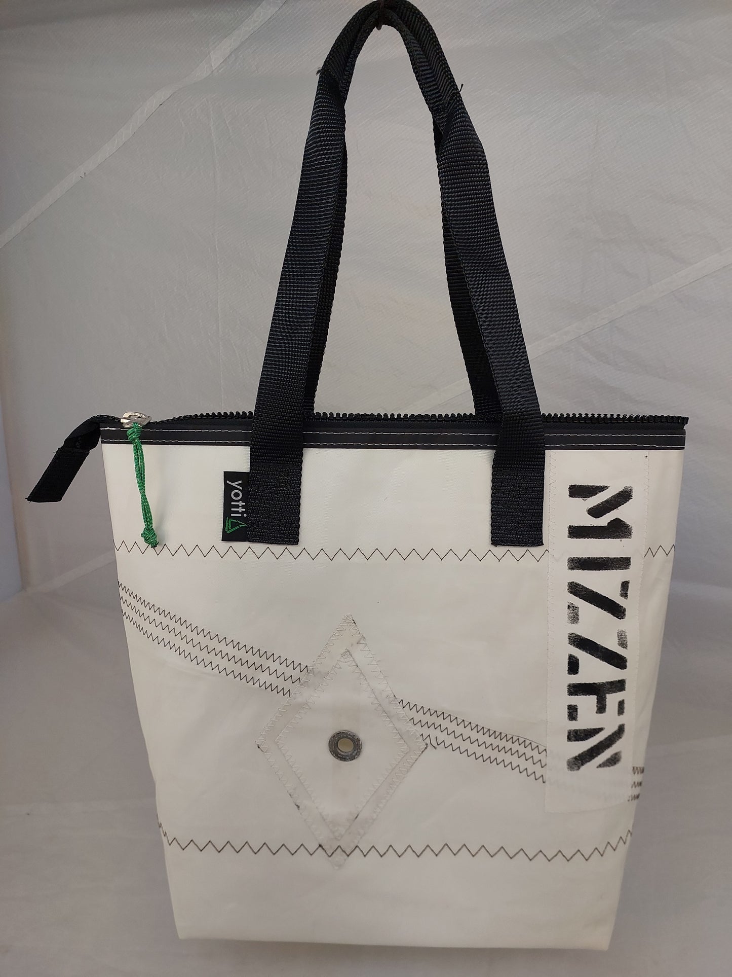 Mizzen Zip Tote 753