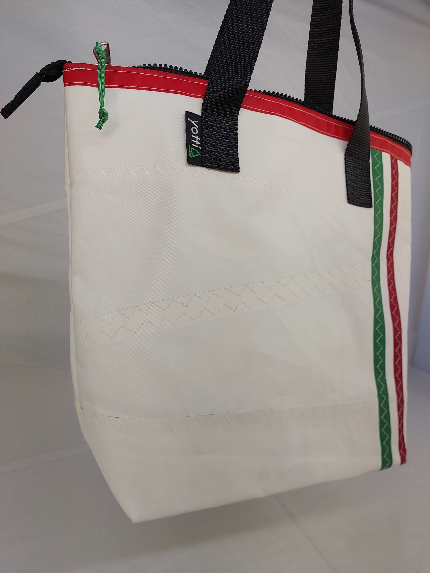 Italian Zip Tote 769