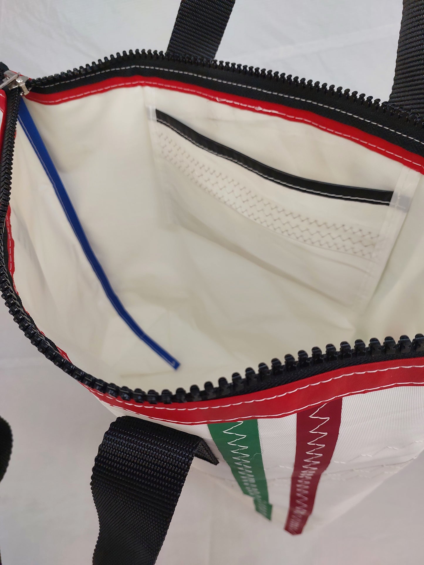 Italian Zip Tote 769