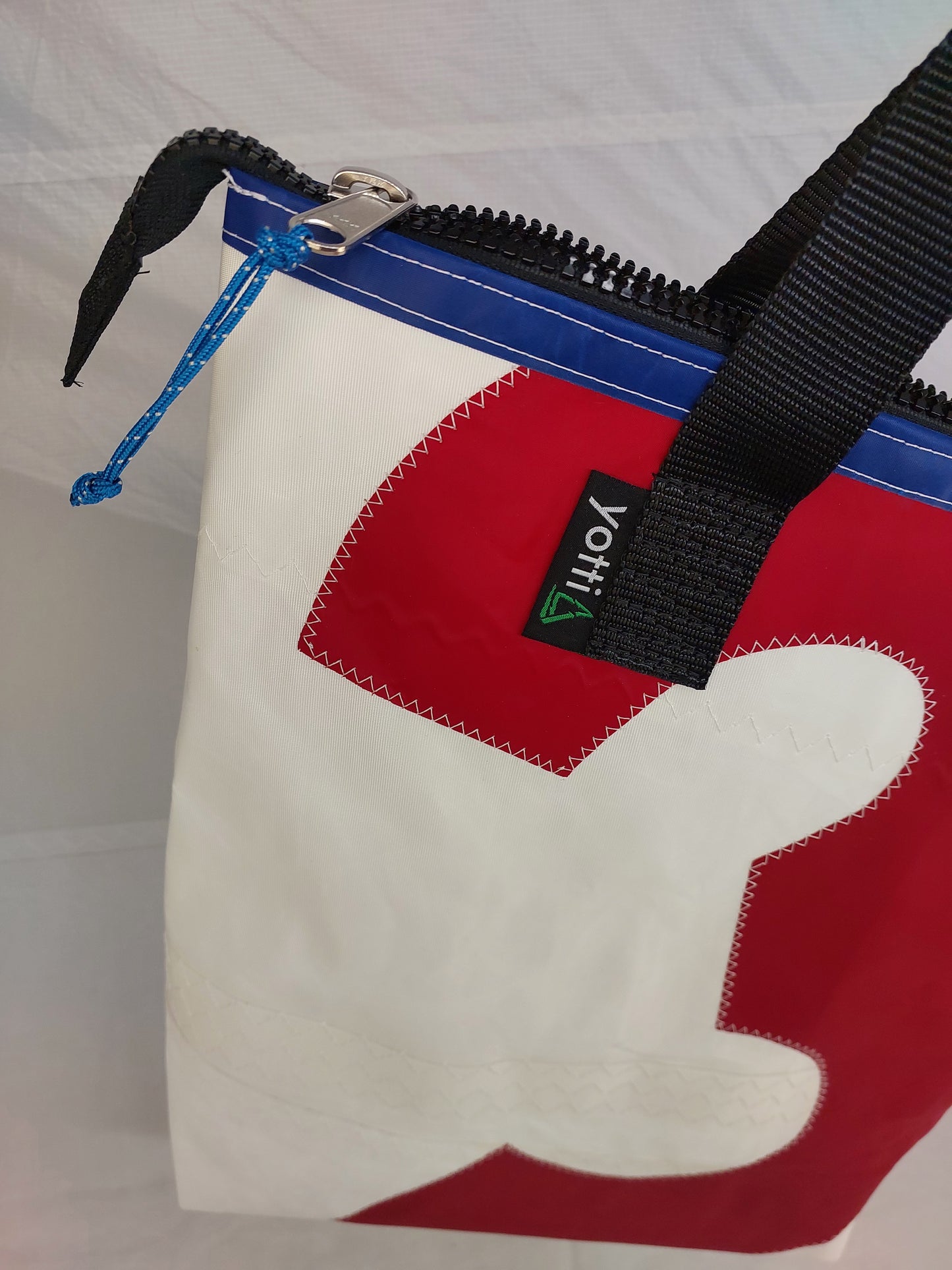 #3 Zip Tote 774
