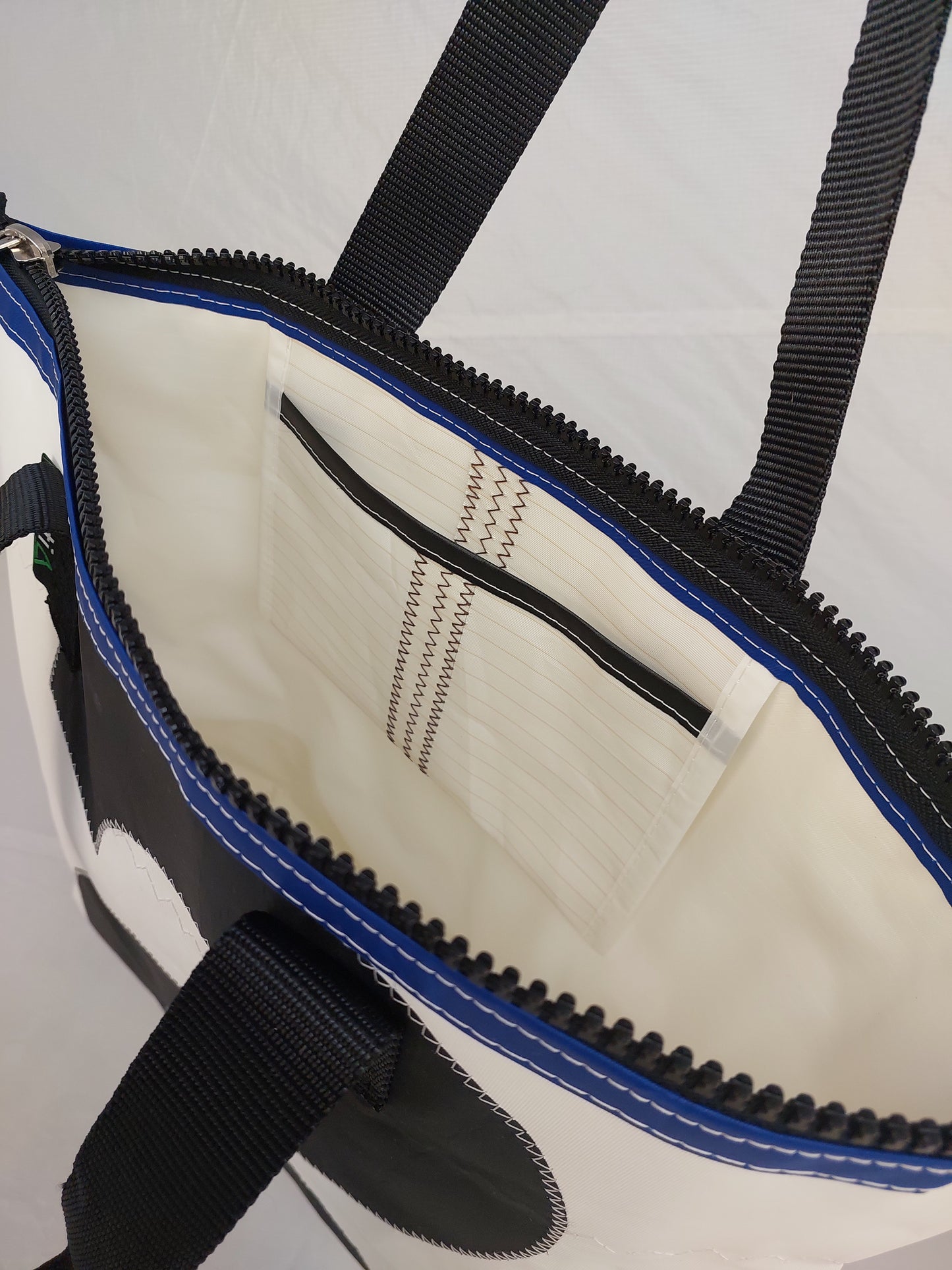 #2 Zip Tote 784