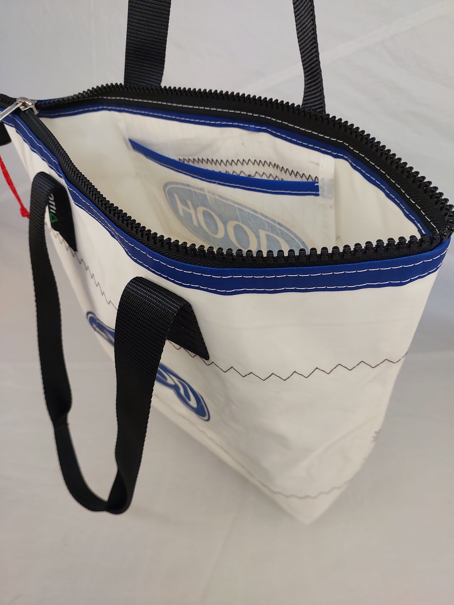 Hood Zip Tote 789