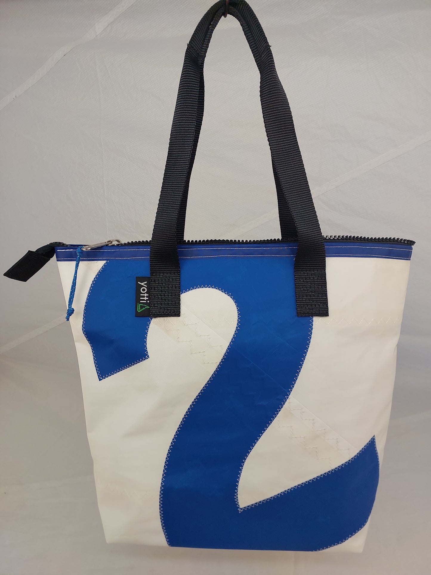 #2 Zip Tote 797