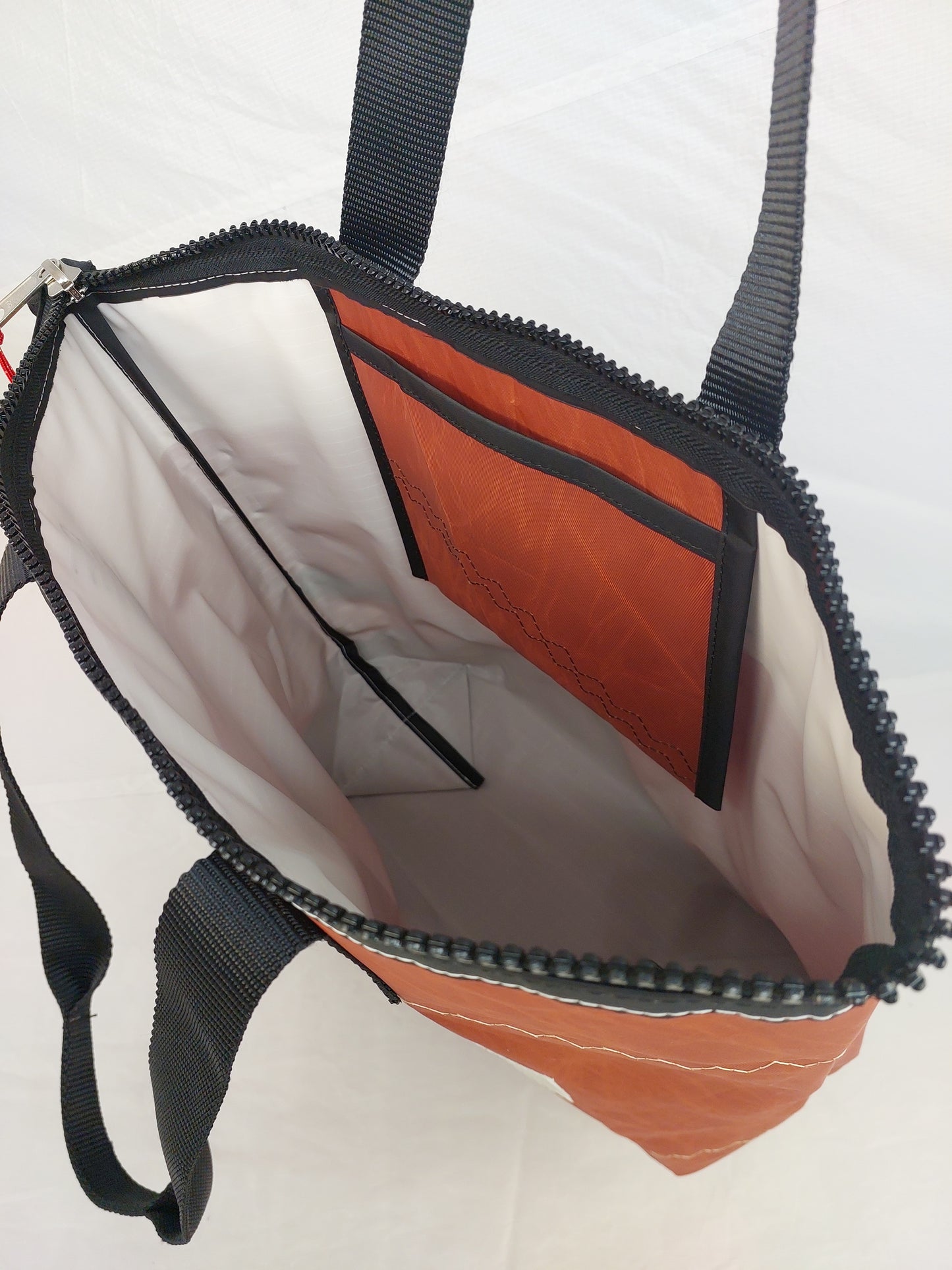 Staysail Zip Tote 807