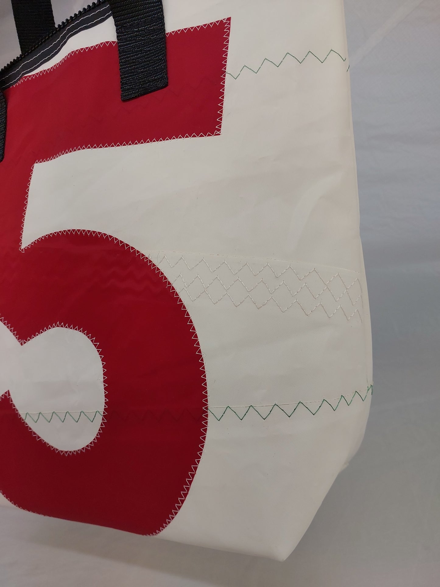 #5 Zip Tote 809