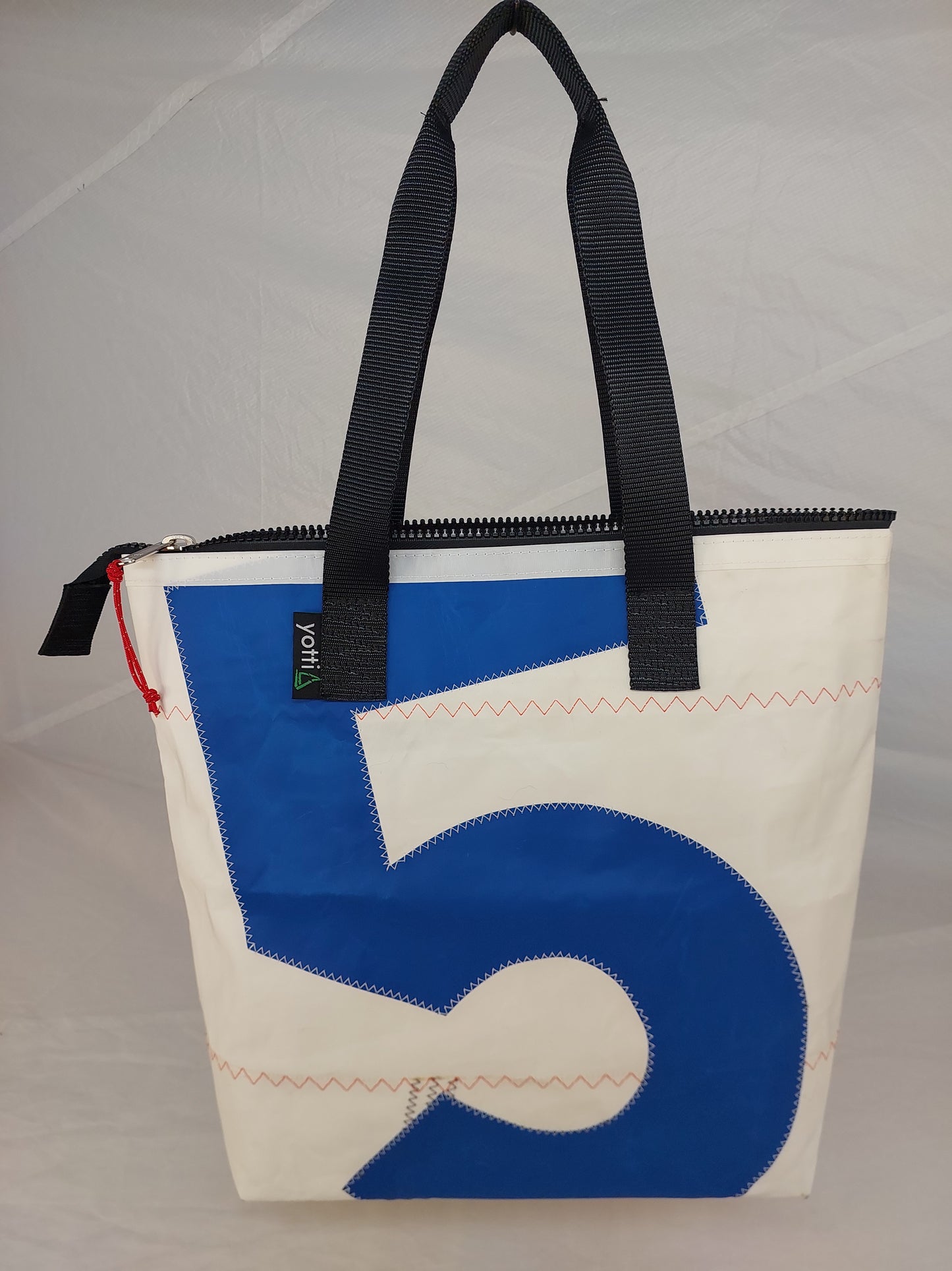 #5 Zip Tote 826