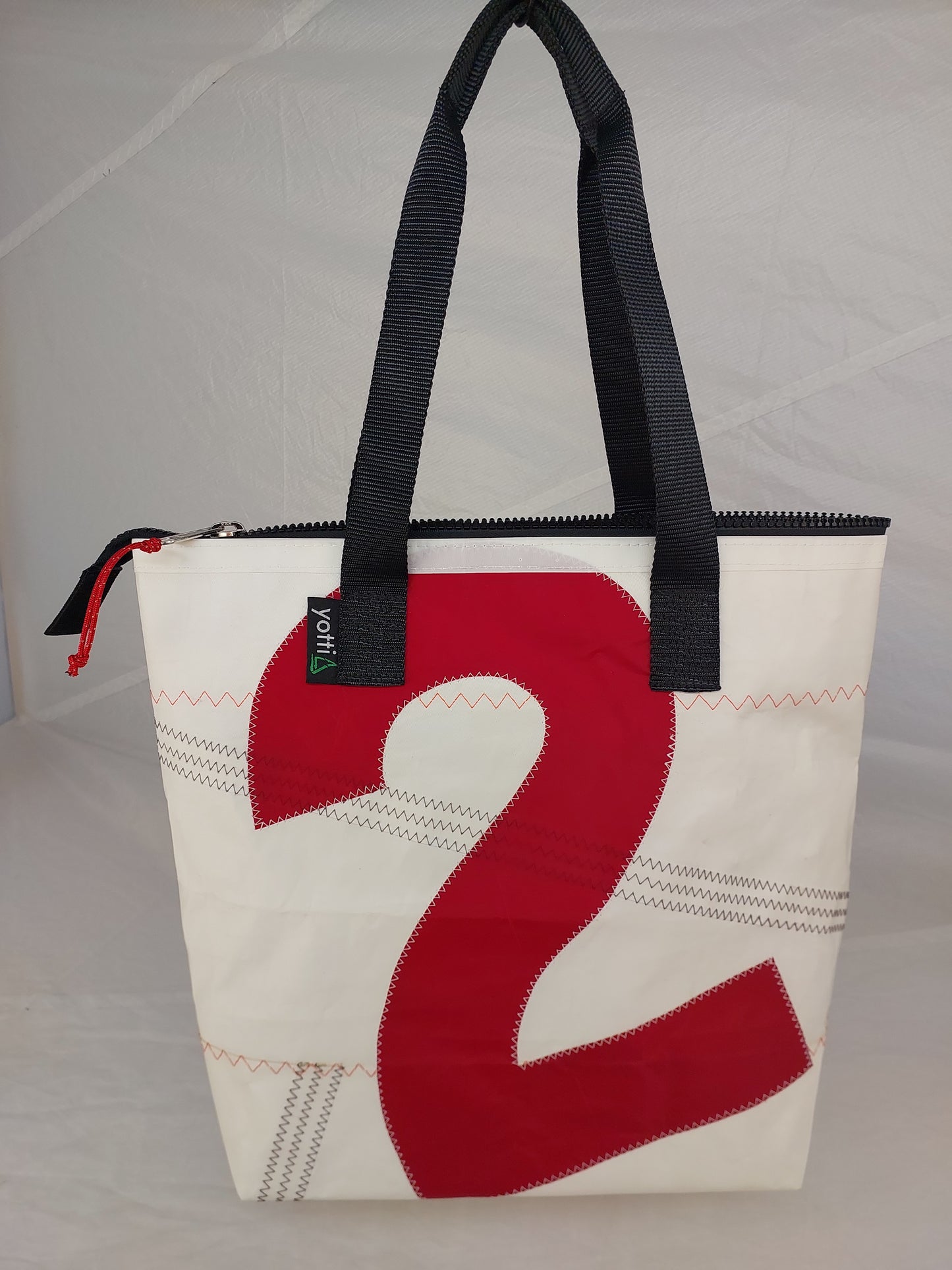 #2 Zip Tote 833