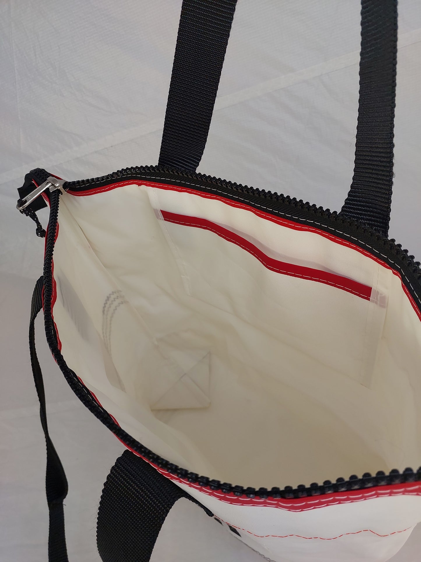 Genoa Zip Tote 834