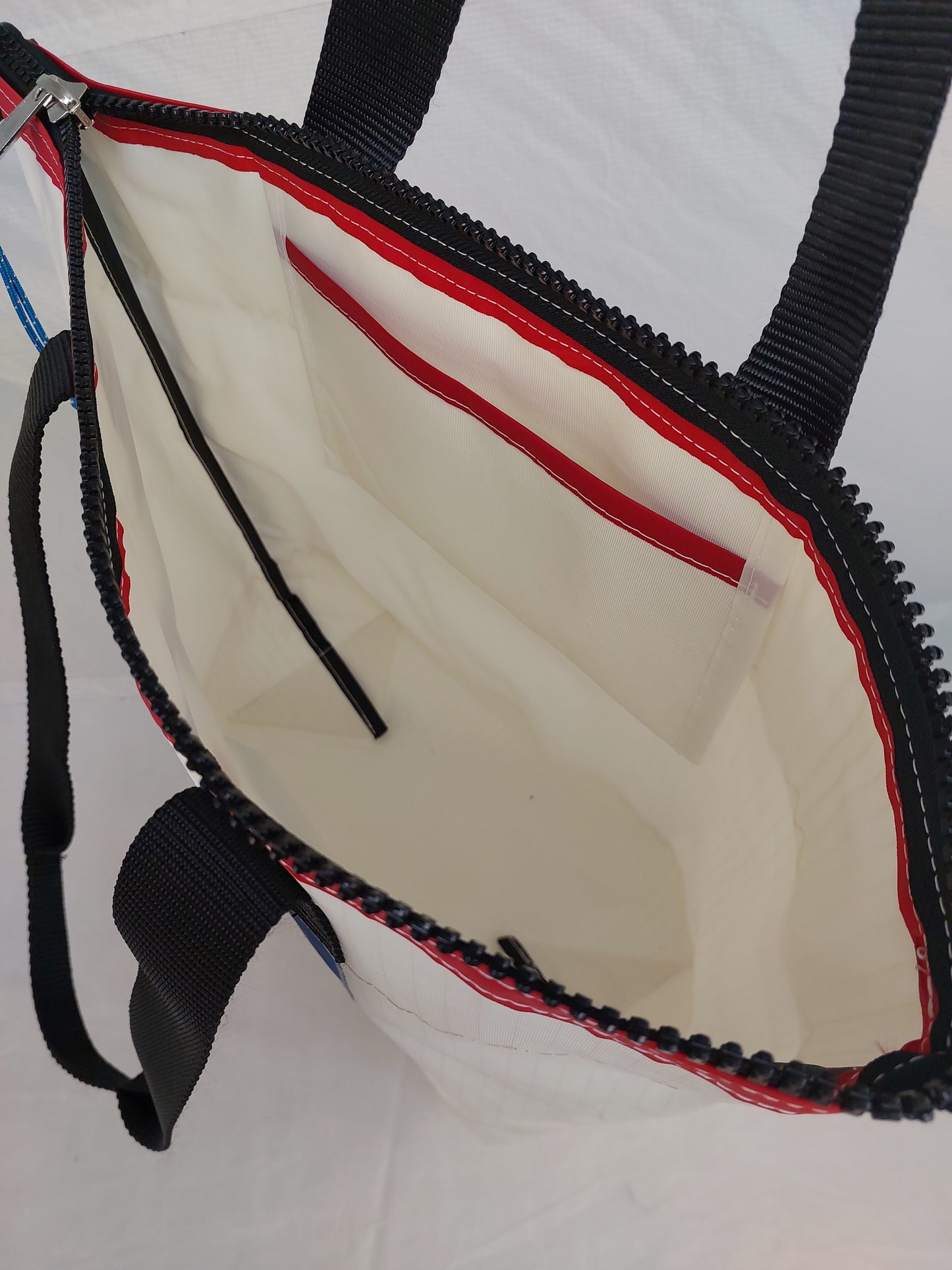 W Flag Zip Tote 847