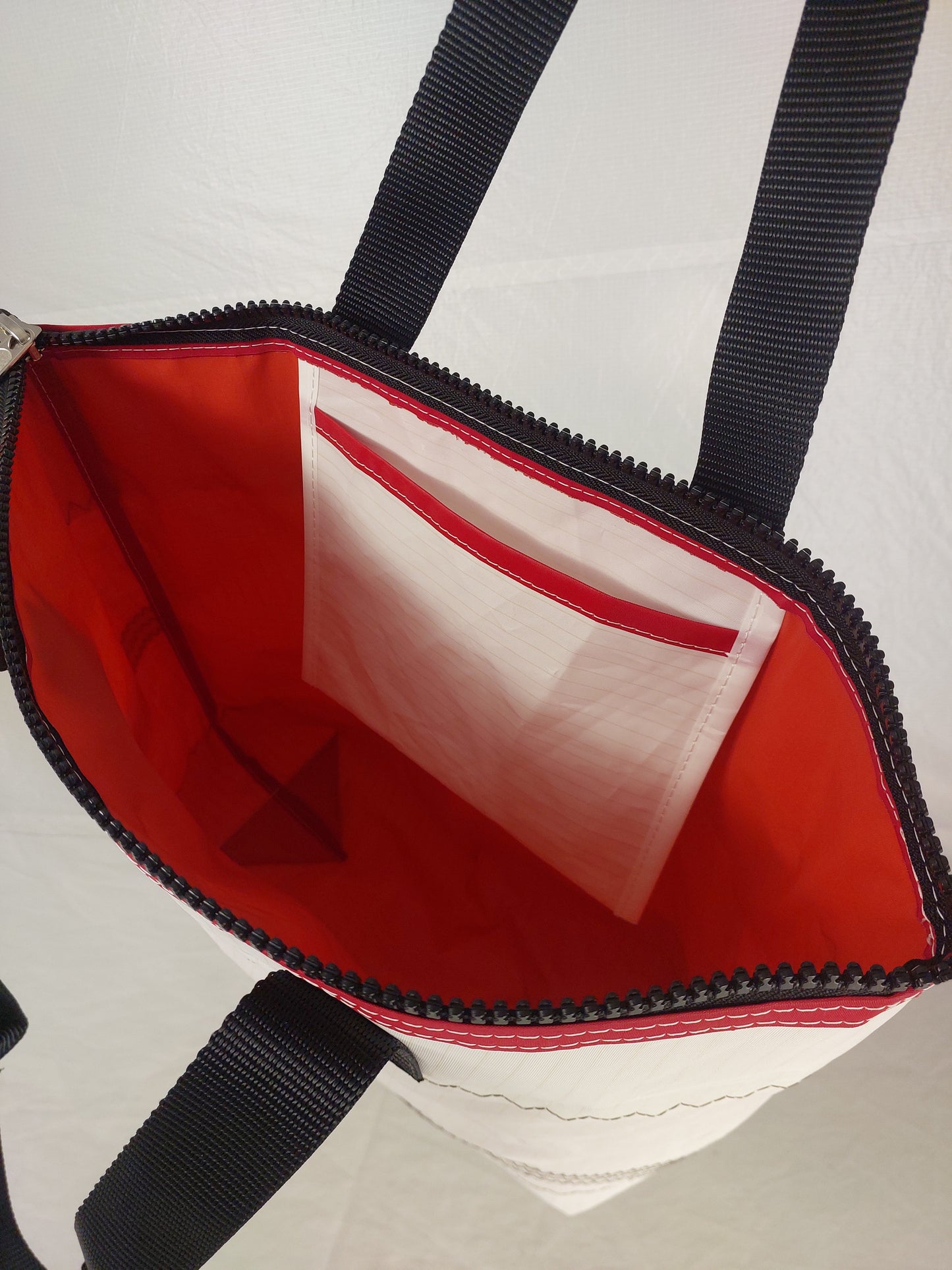 Sail Zip Tote 945
